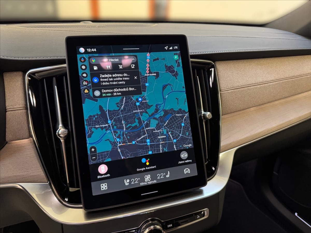 Volvo XC90 2,0 B5 AWD Dark Plus 2132 Volvo XC90 2,0 B5 AWD Dark Plus 2132