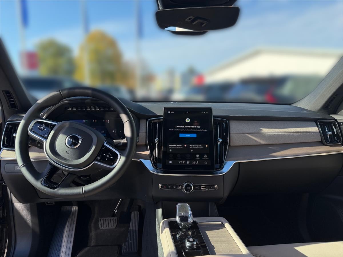 Volvo XC90 2,0 B5 AWD Plus Dark 6135 Volvo XC90 2,0 B5 AWD Plus Dark 6135
