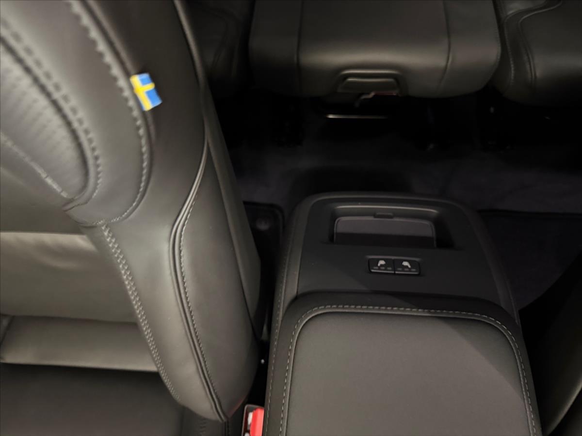 Volvo XC90 2,0 B5 Black Edition Volvo XC90 2,0 B5 Black Edition