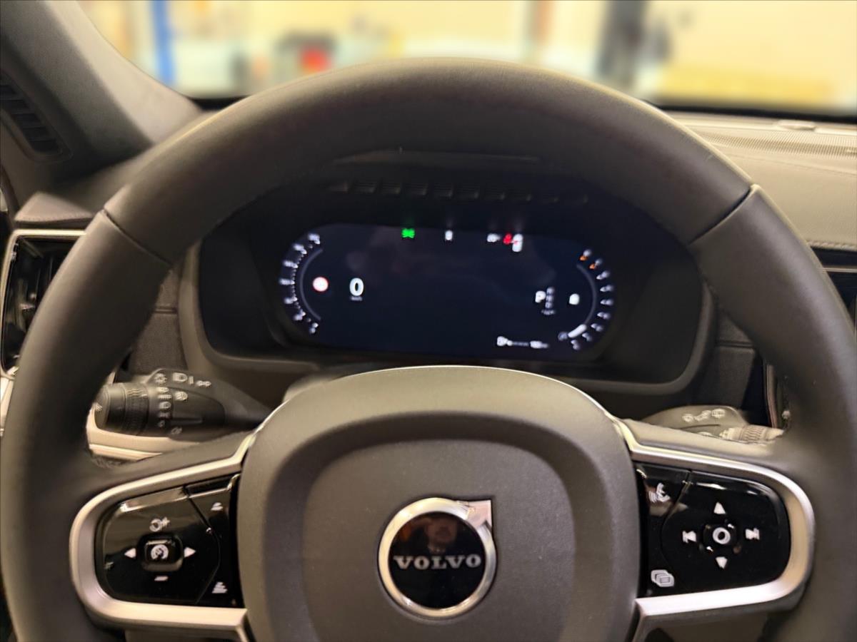 Volvo XC90 2,0 B5 Black Edition Volvo XC90 2,0 B5 Black Edition