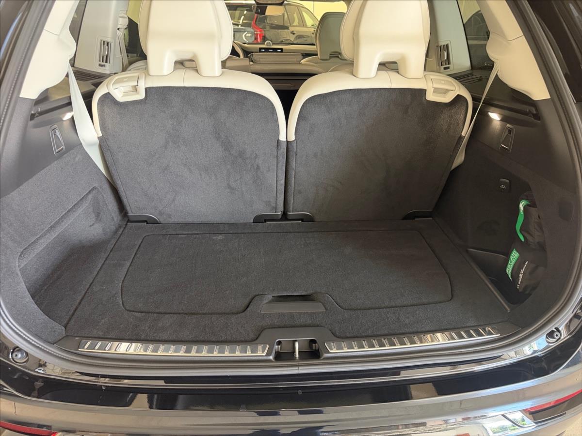 Volvo XC90 2,0 B5 Plus Bright 0087 Volvo XC90 2,0 B5 Plus Bright 0087