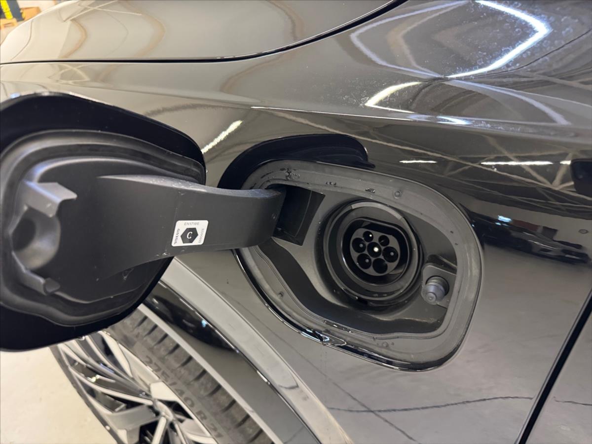 Volvo XC90 2,0 T8 AWD Plus Dark 0508 Volvo XC90 2,0 T8 AWD Plus Dark 0508