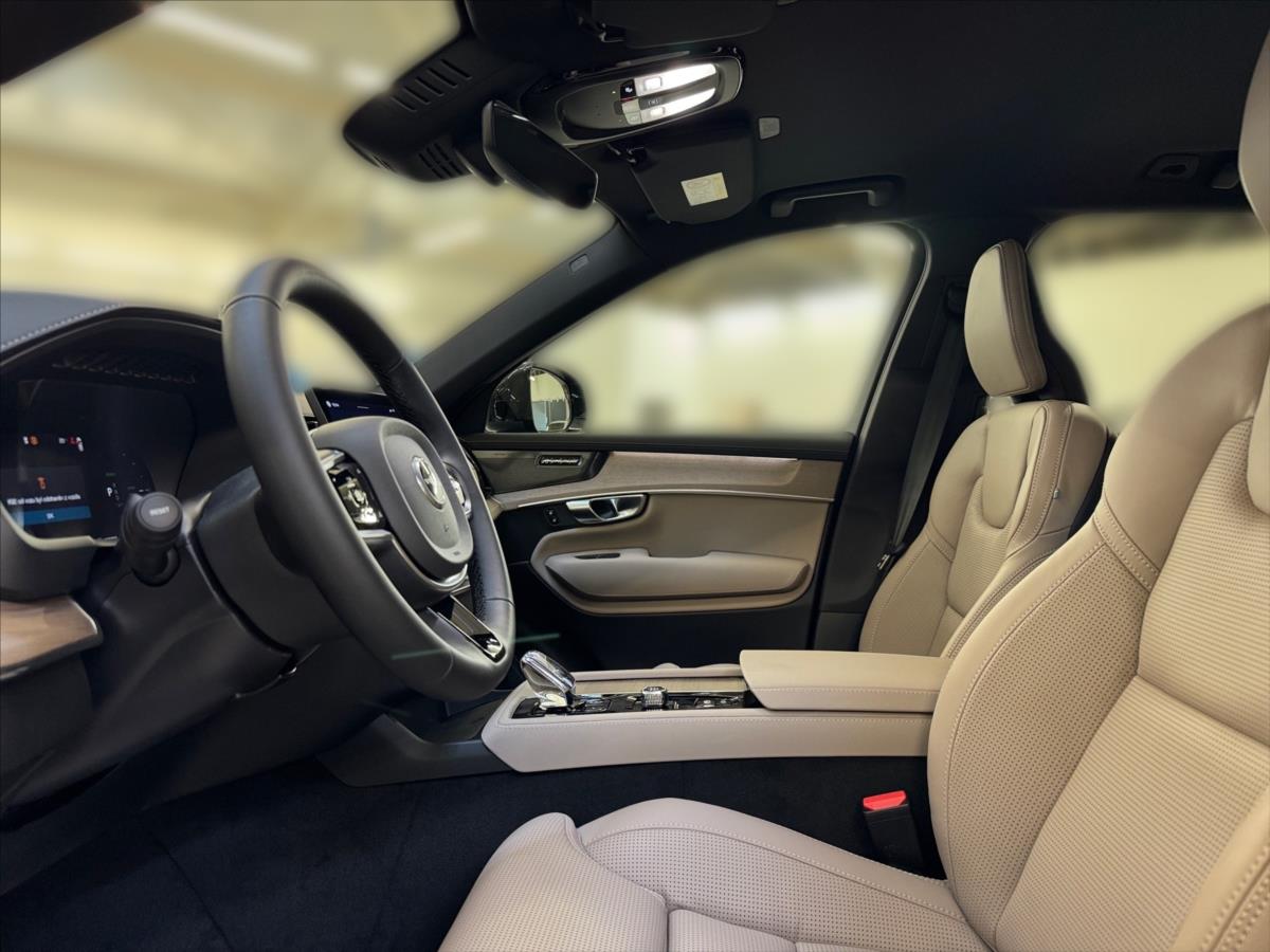 Volvo XC90 2,0 T8 AWD Plus Dark 0508 Volvo XC90 2,0 T8 AWD Plus Dark 0508