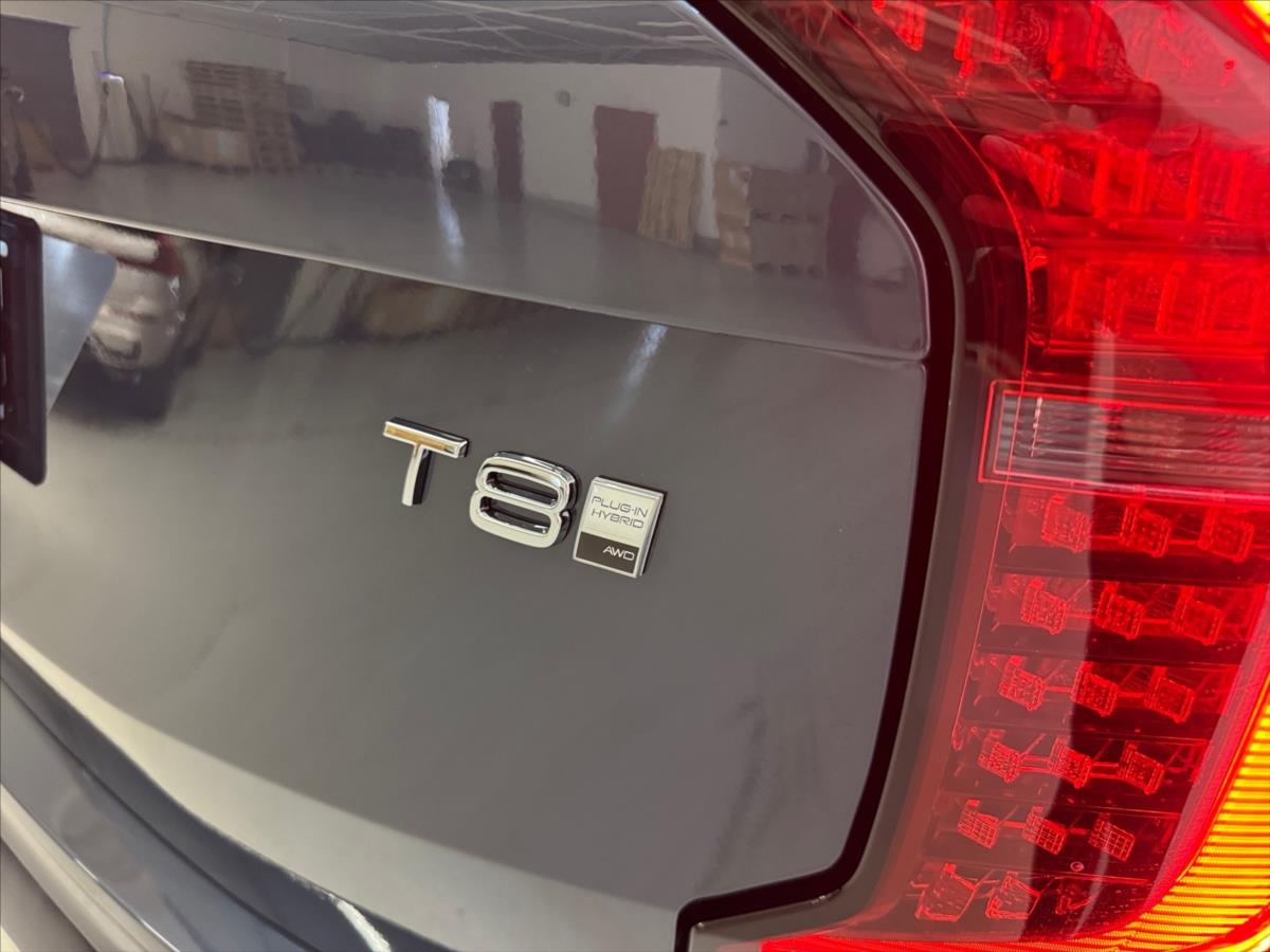 Volvo XC90 2,0 T8 AWD Plus Dark 8805 Volvo XC90 2,0 T8 AWD Plus Dark 8805