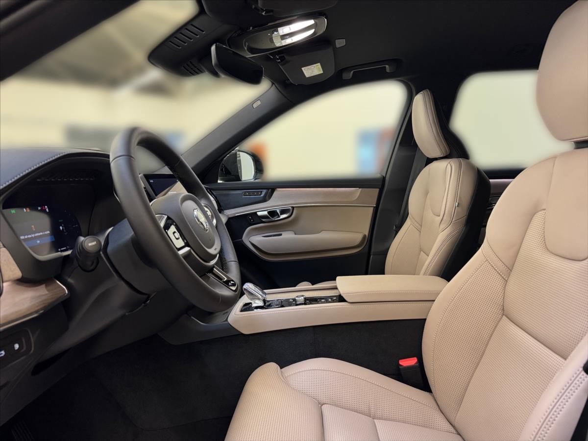 Volvo XC90 2,0 T8 AWD Plus Dark 8805 Volvo XC90 2,0 T8 AWD Plus Dark 8805