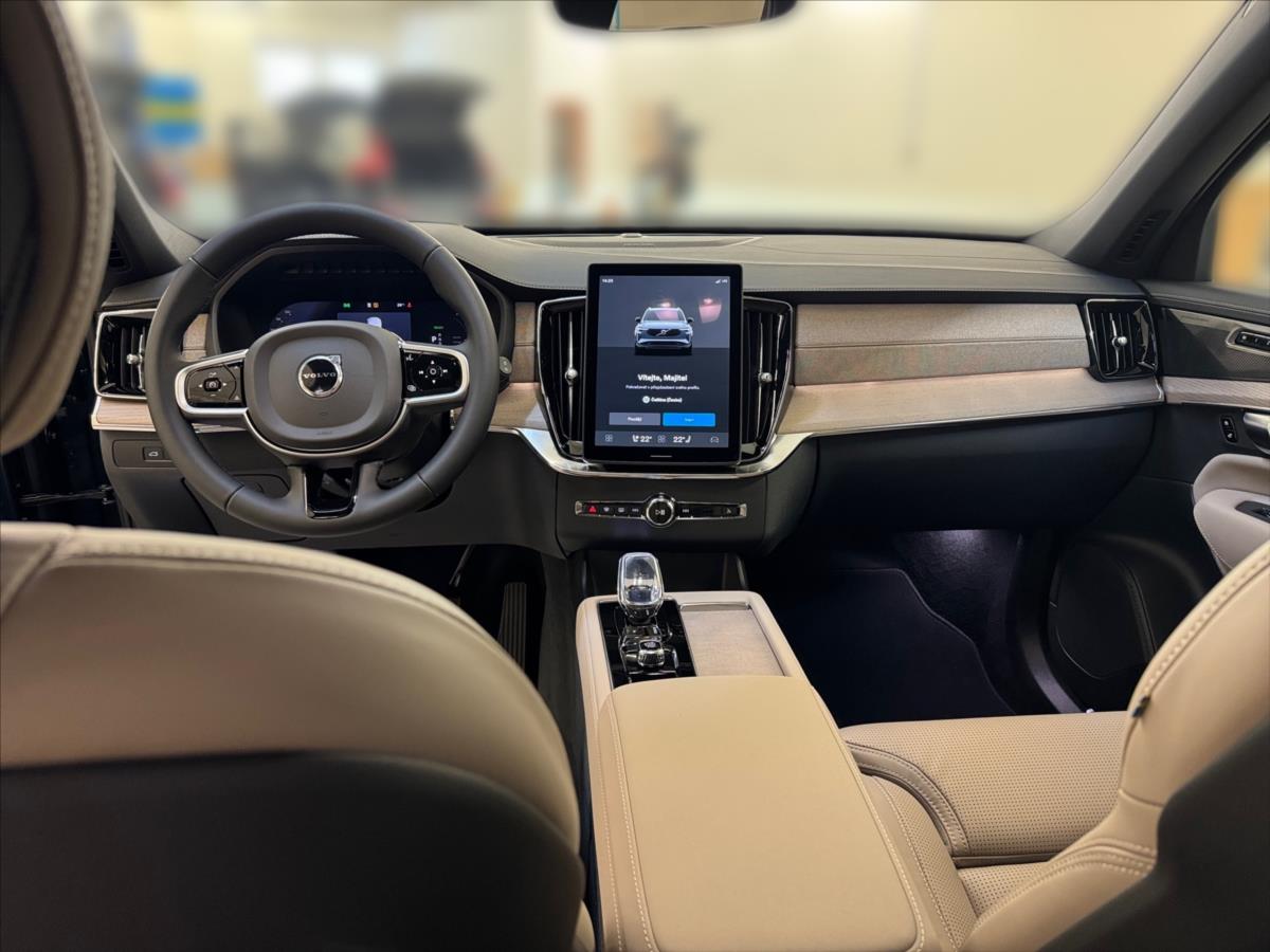 Volvo XC90 2,0 T8 AWD Plus Dark 8805 Volvo XC90 2,0 T8 AWD Plus Dark 8805