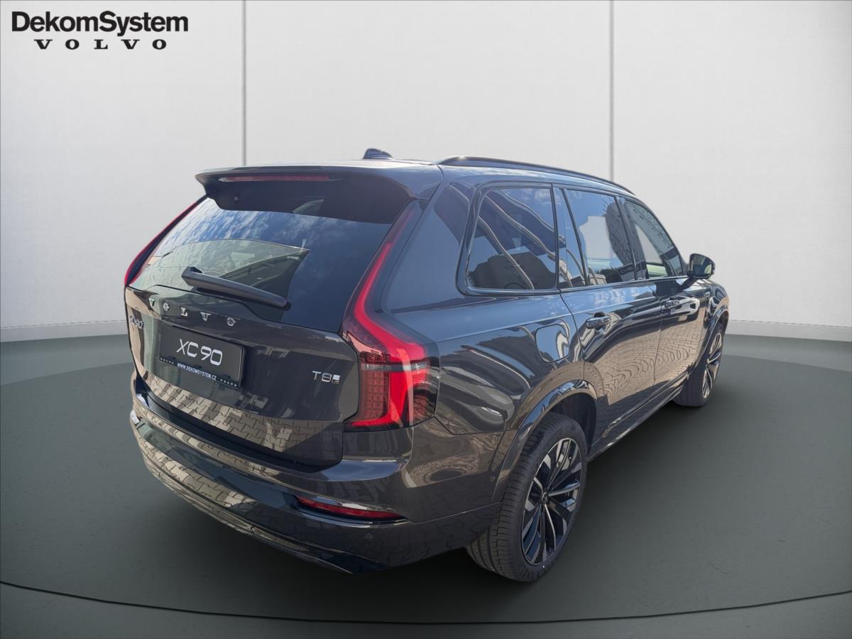 Volvo XC90 2,0 T8 Plus Dark 2330 Volvo XC90 2,0 T8 Plus Dark 2330