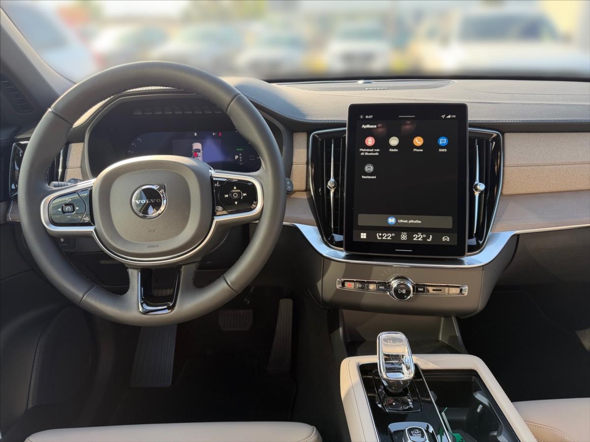 Volvo XC90 2,0 T8 Plus Dark 2330 Volvo XC90 2,0 T8 Plus Dark 2330