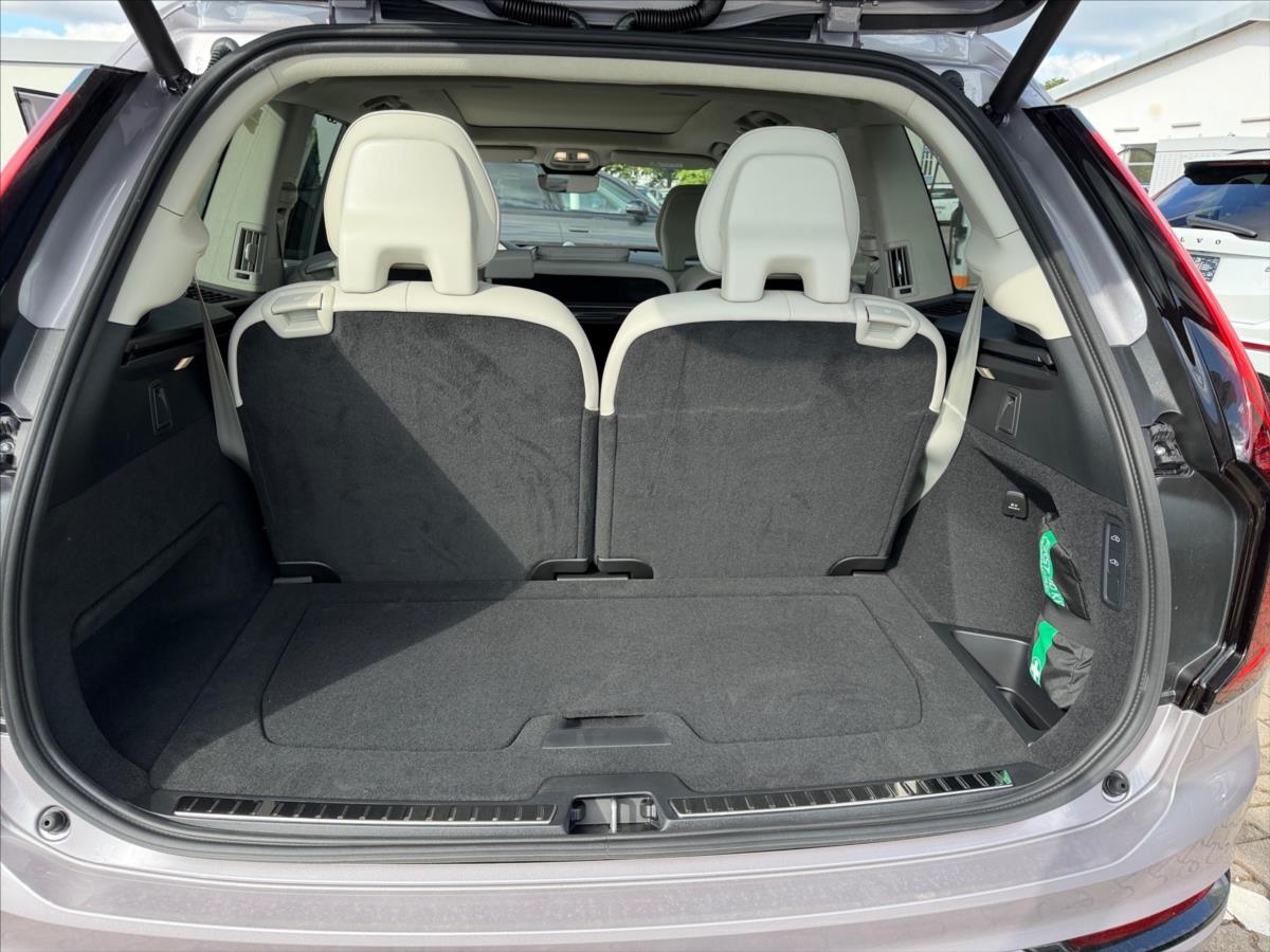 Volvo XC90 2,0 T8 Ultra Dark 1824 Volvo XC90 2,0 T8 Ultra Dark 1824