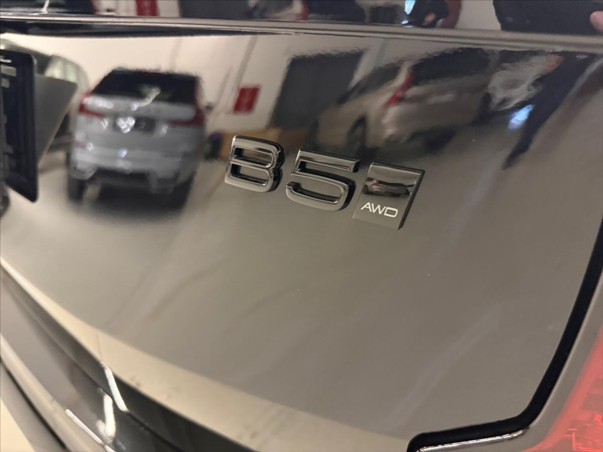 Volvo XC90 2,0 XC90B5 Black Edition 3624 Volvo XC90 2,0 XC90B5 Black Edition 3624