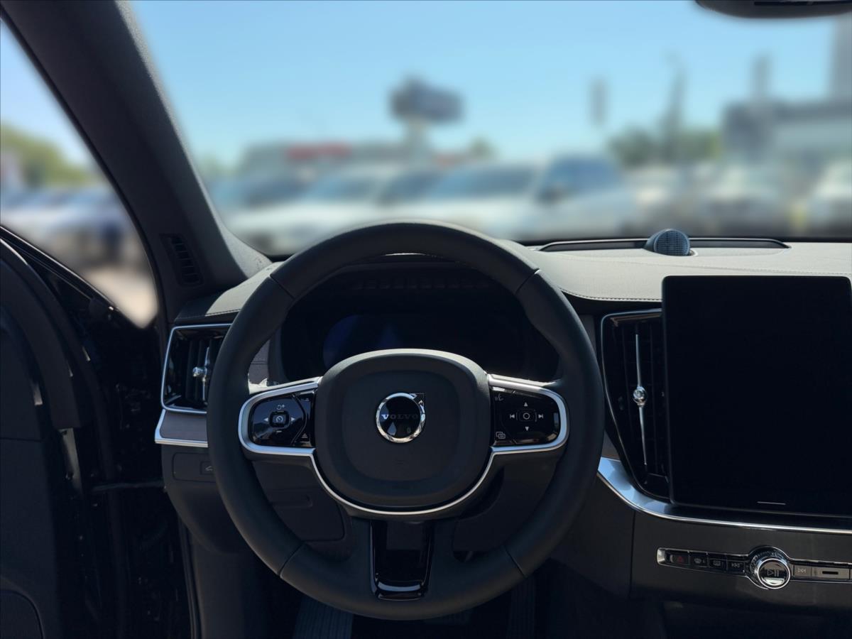 Volvo XC90 2,0 XC90B5 Plus Bright 5001 Volvo XC90 2,0 XC90B5 Plus Bright 5001