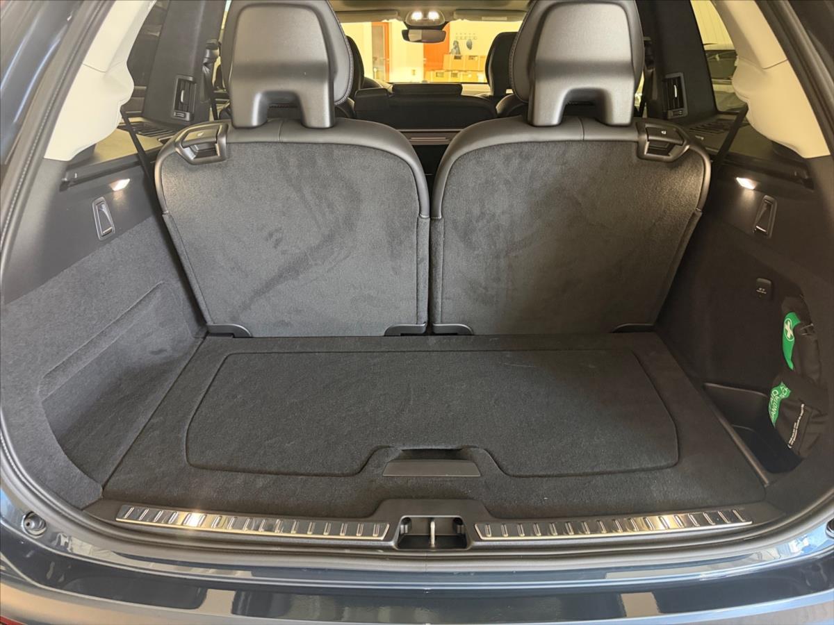 Volvo XC90 B5 Ultra Dark 2469 Volvo XC90 B5 Ultra Dark 2469