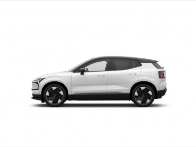 Volvo EX30 Plus Cross Country ve výrobě